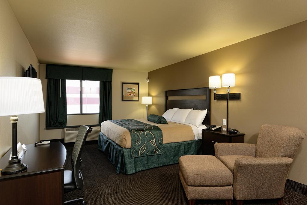 Travelodge By Wyndham Clinton Valley West Court Eksteriør billede